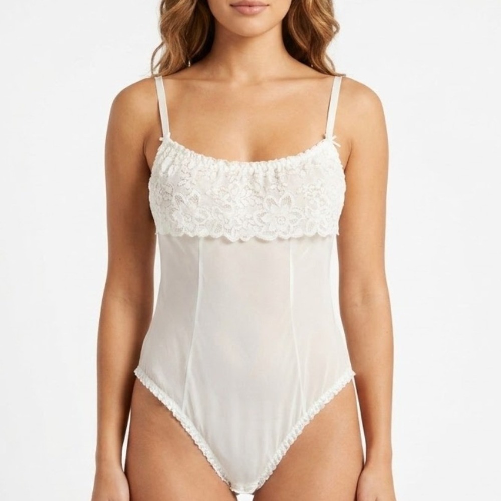 Vtg Y2K Escante Bodysuit Women Medium Cream Lace Ruffle Sheer Teddy Bridal